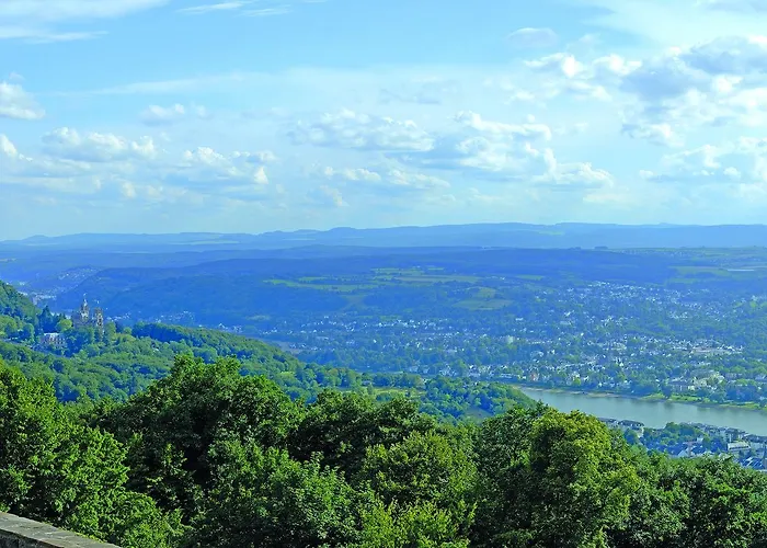 & Restaurant 4 Winden Виндхаген